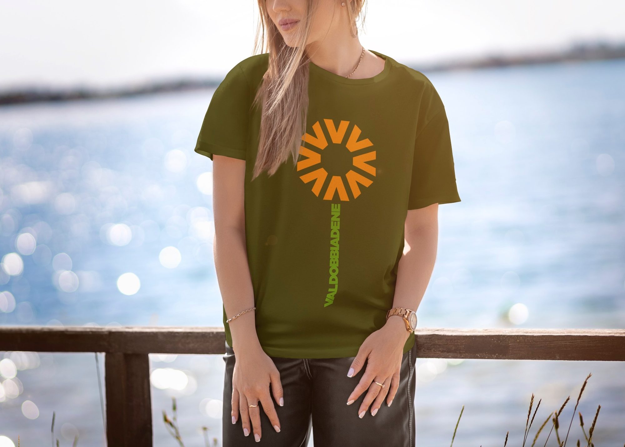 Green T-shirt with the Valdobbiadene sun